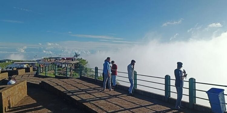 தேனிலவு கொலை எதிரொலி: மேகாலயாவில் சுற்றுலாப் பயணிகளுக்குப் புதிய விதிமுறைகள்!