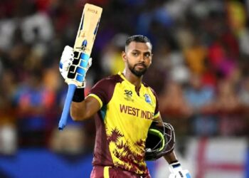 வெஸ்ட் இண்டீஸ்  பேட்ஸ்மேன் நிக்கோலஸ் பூரன், சர்வதேச கிரிக்கெட்டிலிருந்து ஓய்வு அறிவிப்பு!