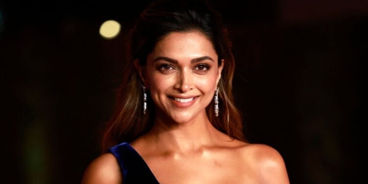 வாக் ஆஃப் ஃபேம்’ பட்டியலில் முதல் இந்திய நடிகையாகத் தீபிகா படுகோன்!