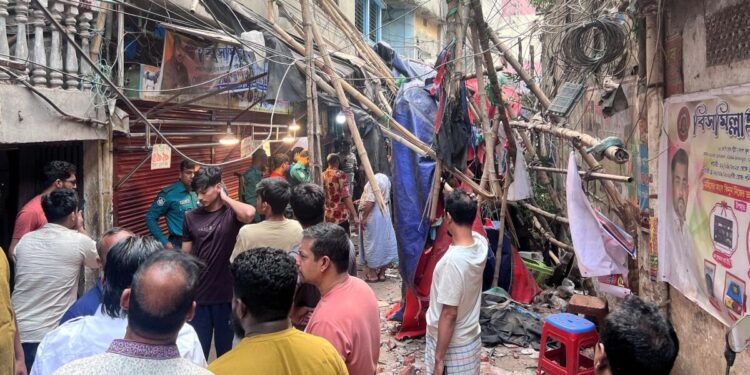 நில அதிர்வால், கட்டிங்கள் குலுங்கியது – மக்கள் அச்சம்