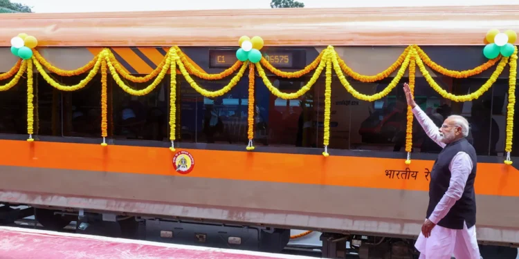 4 வந்தே பாரத் ரயில் சேவை துவக்கம்