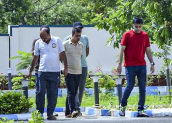 கரூர்.. த.வெ.க. நிர்வாகிகளிடம் சிபிஐ விசாரணை