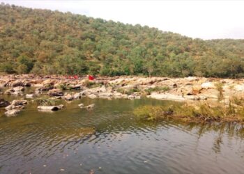 மேகதாது அணையில் தடுப்பணை கட்ட எதிர்ப்பு